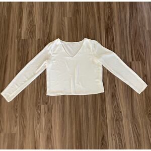 Aritzia Babaton White Long Sleeve V-Neck Blouse (Size S) Minimalist Top